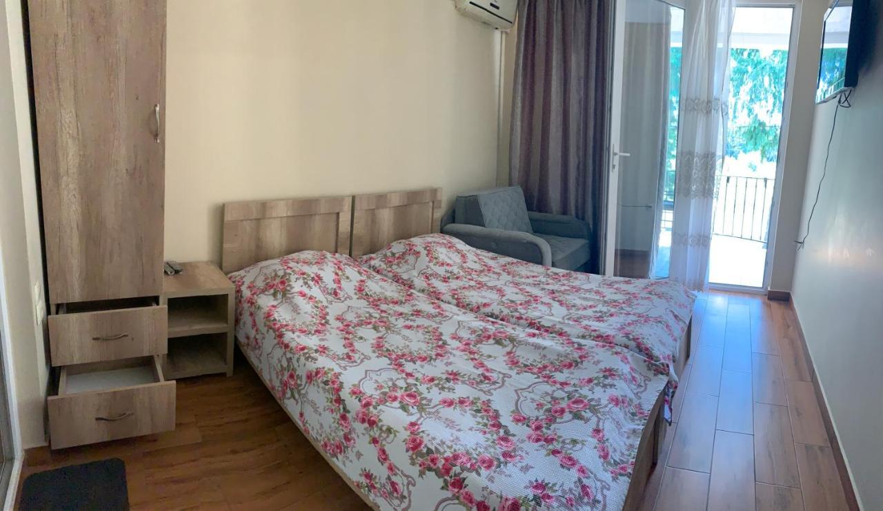 Tamari Hotel Ureki Kültér fotó