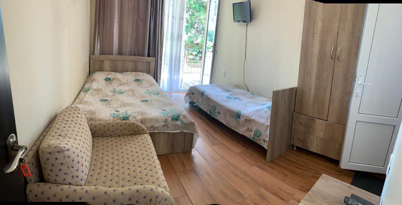 Tamari Hotel Ureki Kültér fotó